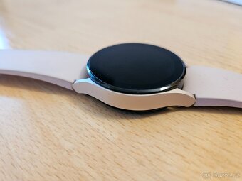 Hodinky Samsung Galaxy 4 - 2