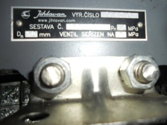 hydraulicky rozvadec - 2