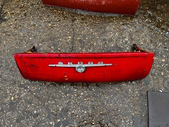 Díly na veterány Škoda - 2