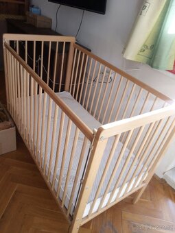 Dětská postýlka s matrací - 2