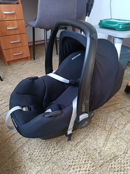 Autosedačka maxi-cosi Cabriofix+základna - 2
