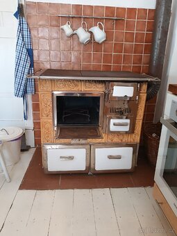 Kachlový sporák - 2