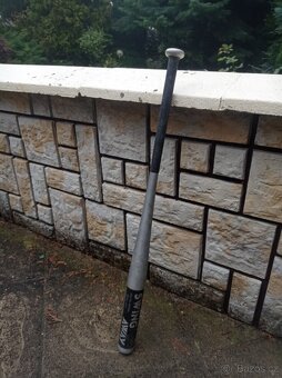 softballová pálka - 2