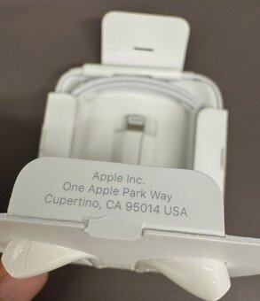 Originální sluchátka Apple EarPods (Lightning) | NOVÁ - 2