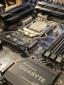 Motherboard GIGABYTE Z370M D3H + CPU Intel Core i5-8600K - 2