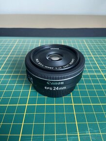 Canon EF-S 24mm f/2,8 STM - 2