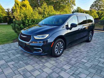 Chrysler Pacifica 3,6 Touring L, nový model, DPH - 2