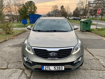 kia sportage 2l crdi 135kw 166tkm TOP STAV - 2
