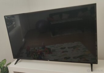 Televize 55" (139 cm) LG 55UJ6307 - 2