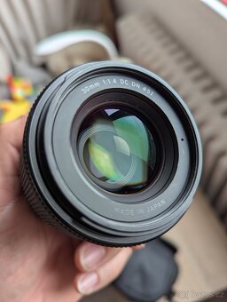 SIGMA 30mm f/1.4 Sony E-mount - 2