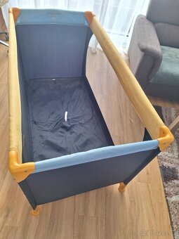 Postýlka použita pouze cca 3x, je ve výborném stavu, vše pln - 2