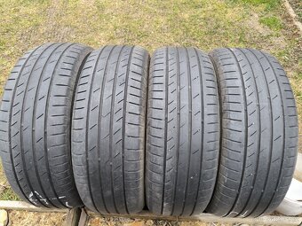 Kumho PS71 205/60/16 - 2