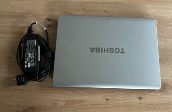 Toshiba Satellite L300-129 - 2