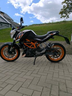 KTM DUKE 390 - 2