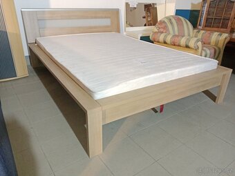 Postel 140x200cm. - 2