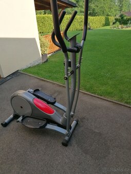 Eliptický trenažer HAMMER, ( orbitrek, rotoped) 130kg - 2