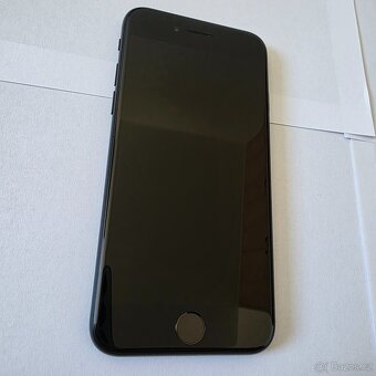 Apple iPhone SE (2020) 64GB, černá - 2