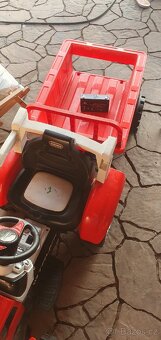 Detsky elektricky traktůrek - 2