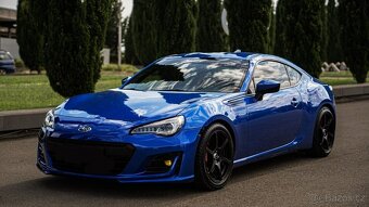 Subaru BRZ 2017 krásné modré podobné jako GT86 a Scion FRS - 2