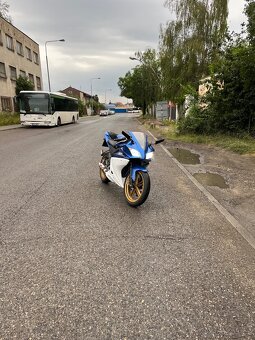 Yamaha yzf r125 - 2