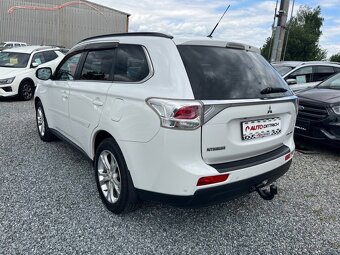 MITSUBISHI OUTLANDER 2,2Di-D 4x4 INTENSE+ 1.MAJITEL - 2