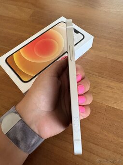 Apple iPhone 12, white, 64 GB - 2