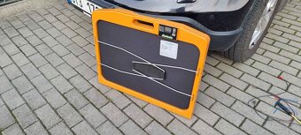 Fotovoltaický skládací přenosný panel - 2