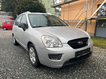 Kia Carens 2.0 benzín nová stk - 2