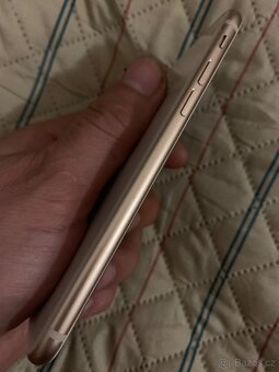 iPhone 8, 256 GB jako nový - 2