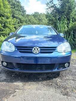 Volkswagen Golf V 1.6i Fsi - 2