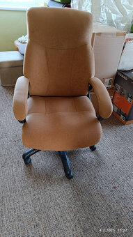 Křeslo k počítači-černé v kůži - 2