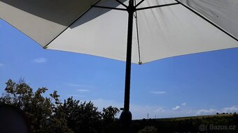 Byt 2+1, 69 m2, lodžie, výtah, sklepy, parkování. - 2