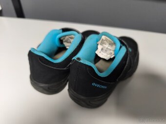 Dívčí i chlapecké boty Decathlon (více foto) vel. 28 a 29 - 2