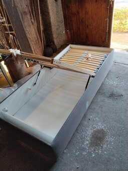 Polohovatelná postel Salina - 2