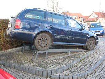 Octavia combi 1,9 TDi-81 kW, 60.000,-Kč - 2