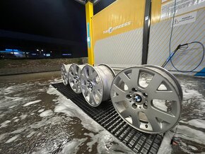 Al originál Bmw 16 - 2