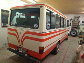 Autobus Mercedes Benz O-309D - 2