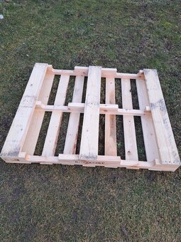 Dřevěné palety 120x100 - 2