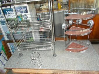 Koupelnový vozík a držák na fén - 2