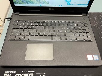 Notebook Dell Vostro 15 5100 i5 7th gen| radeon 520 2GB - 2