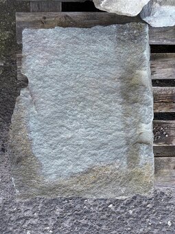 Zelený pískovec štípaný - 2