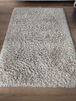 Koberec IKEA smetanová barva - 2