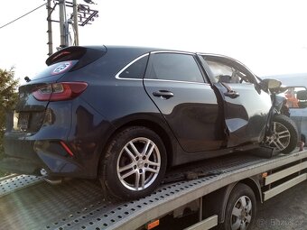 Kia Ceed 1,5t-gdi 117,5kW r.v.2021 - 2