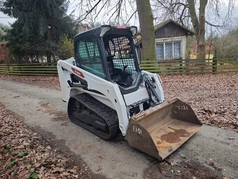 Smykový nakladač Bobcat T450 - 2