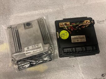 VW T5 zbyle dily. - 2