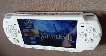 Sony PSP 2004 White - 2