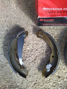 Škoda Octavia 1  brzdové čelisti Brembo - 2