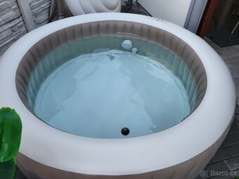 Prodám vířivku Intex Pure Spa pro 4osoby - 2