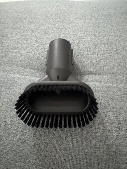 Kartáč na odolné nečistoty Dyson - 2