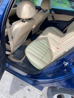 Peugeot 407 - 2